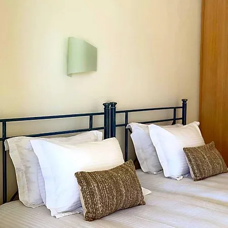 Hotel Apolonio Pefki Evia 4*